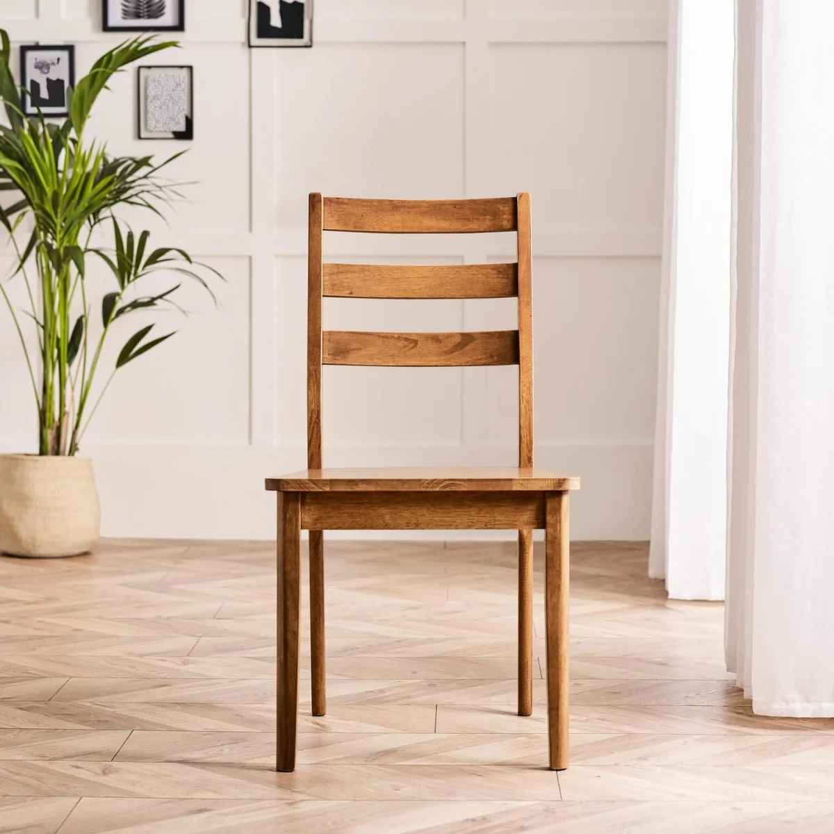 Lynton Walnut Effect Round Wood Dining Table 4 Lynton Chairs - Walnut – image 5