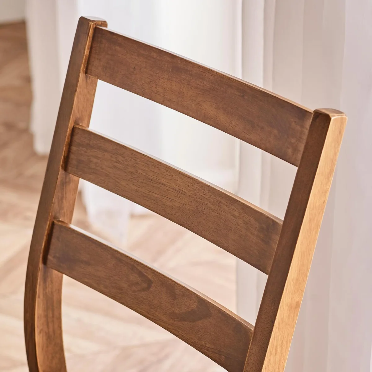 Lulworth Walnut Effect Wood Dining Table 4 Lynton Chairs - Walnut – image 10