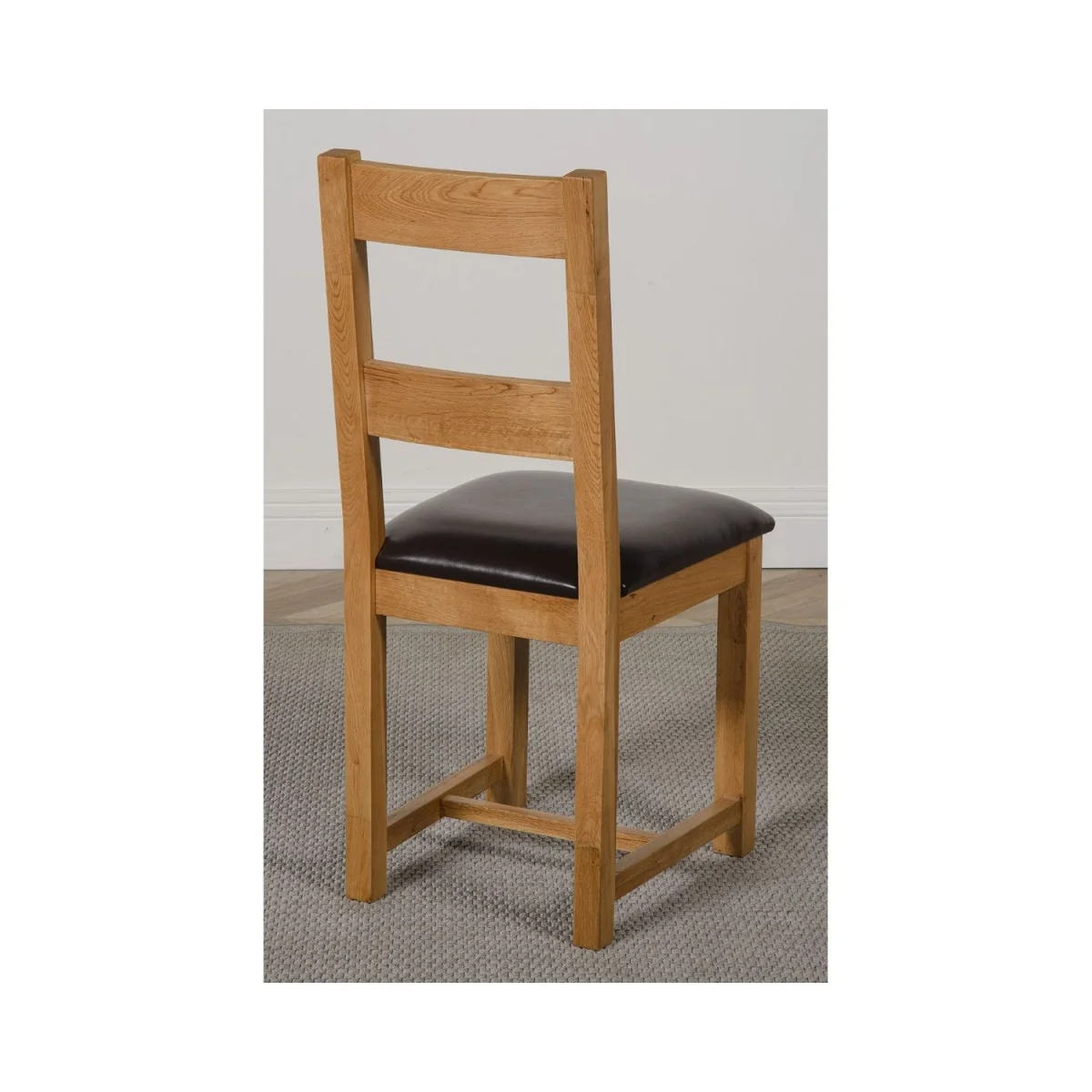 Richmond 140-220cm Oak Extending Dining Table and 8 Lincoln Chairs - Brown – image 4