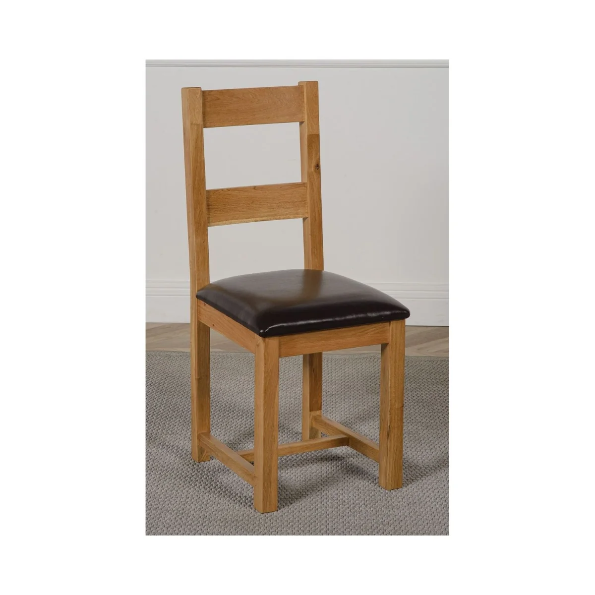 Richmond 140-220cm Oak Extending Dining Table and 8 Lincoln Chairs - Brown – image 5
