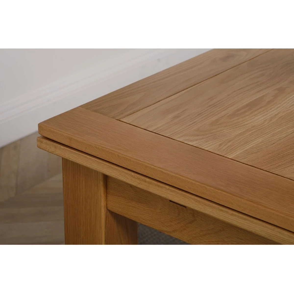 Richmond 140-220cm Oak Extending Dining Table and 4 Berkeley Chairs - Brown – image 10