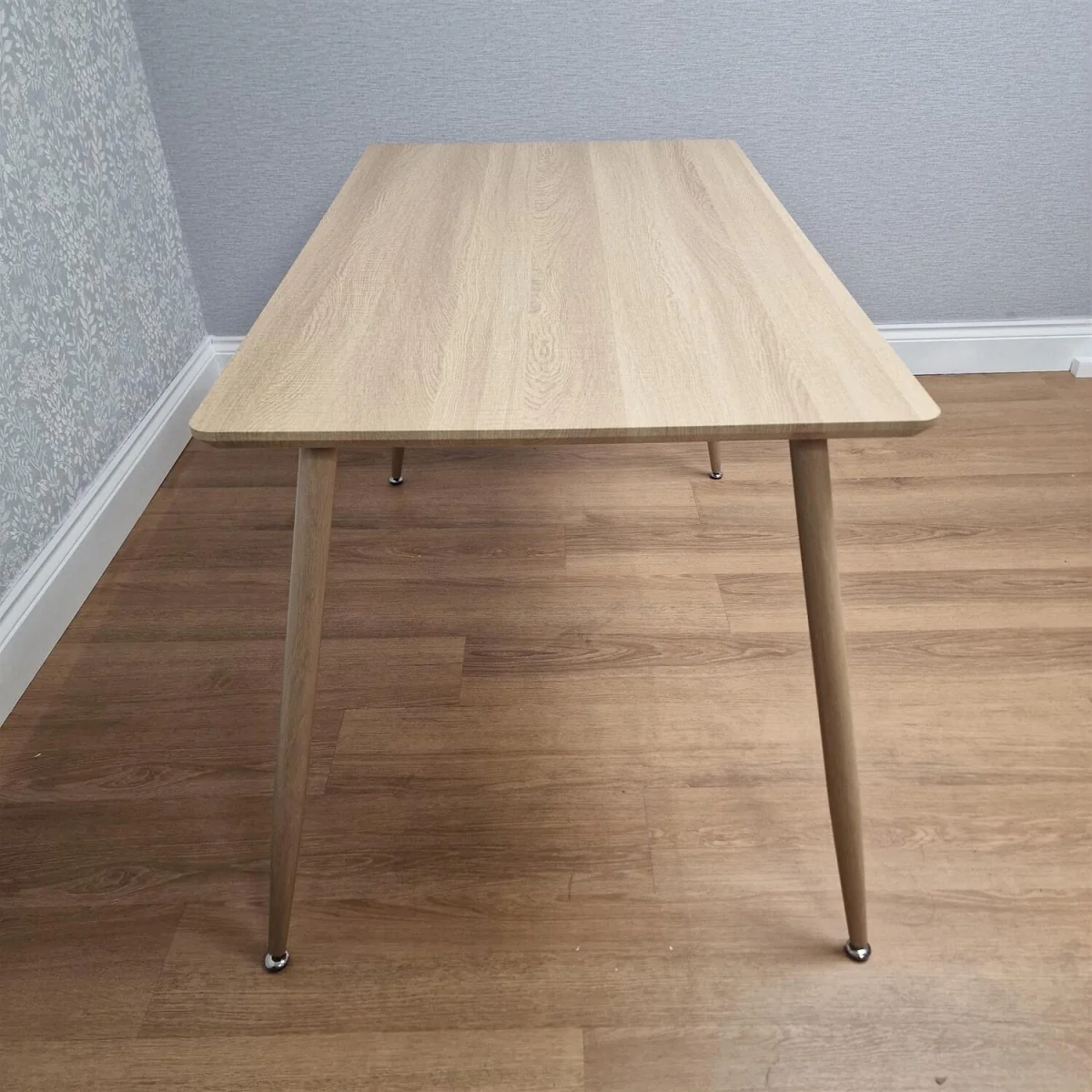 Modern Rectangle Wood Effect Dining Table Set With 4 Grey Plastic Chairs Dining Room Furniture - Brown – image 2