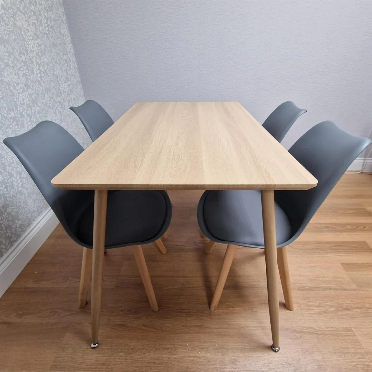 Modern Rectangle Wood Effect Dining Table Set With 4 Grey Plastic Chairs Dining Room Furniture - Brown – image 4