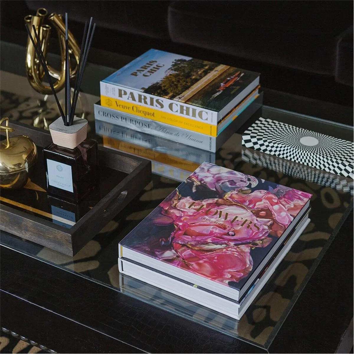Flowers: Art and Bouquets Book – image 3