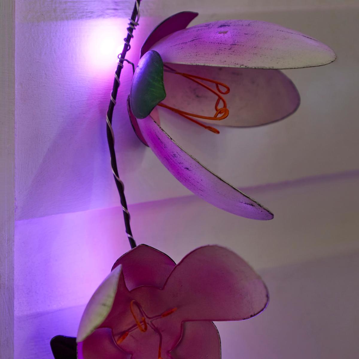 Mini Metal Flowers 25 LED Indoor Outdoor Solar String Lights – image 3