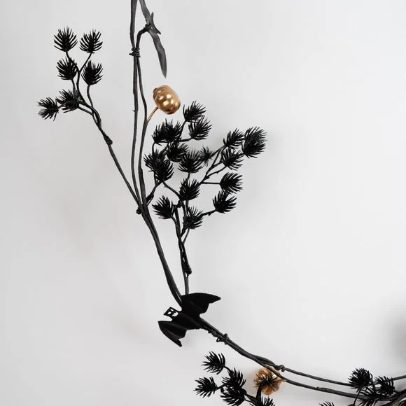Set of 2 150cm Black and Gold Halloween Garlands – image 2