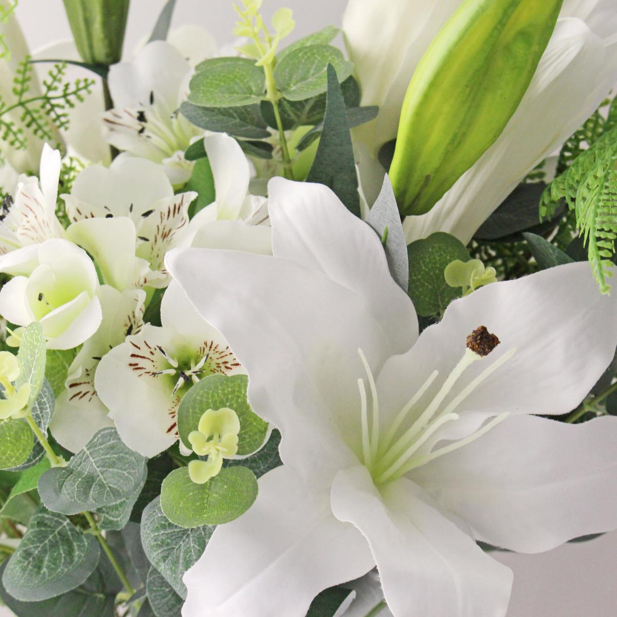 Florals Forever Olivia Lily Luxury Bouquet White 63cm White, Green and Clear – image 3