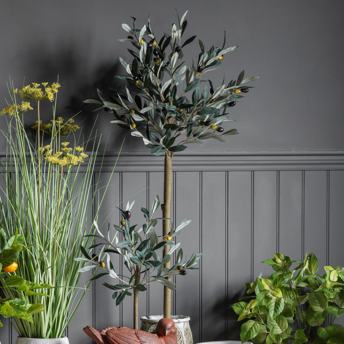 Hurst Tree Medium Green – image 1