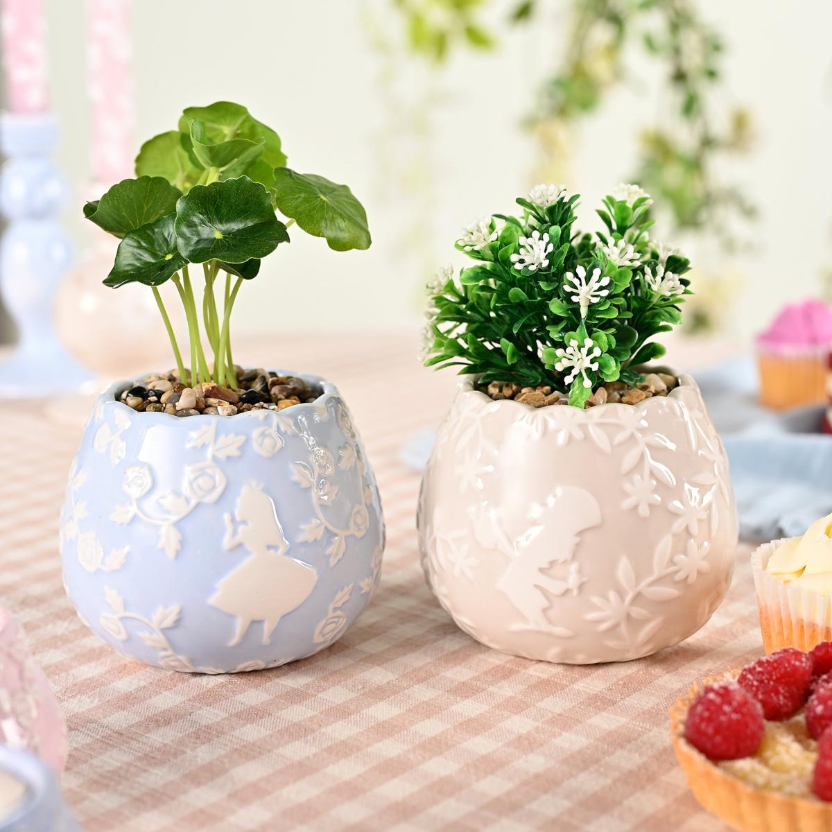 Set of 2 Artificial Plants in Disney Alice in Wonderland Plant Pots – image 1