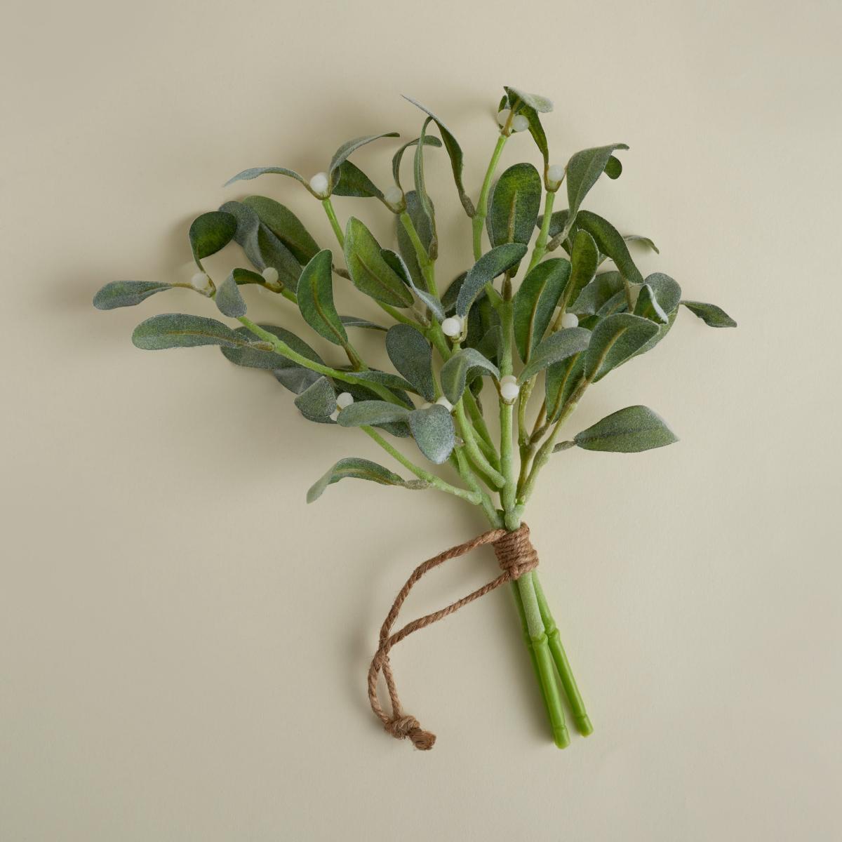 Mistletoe Bundle with Loop 33cm Green – image 3
