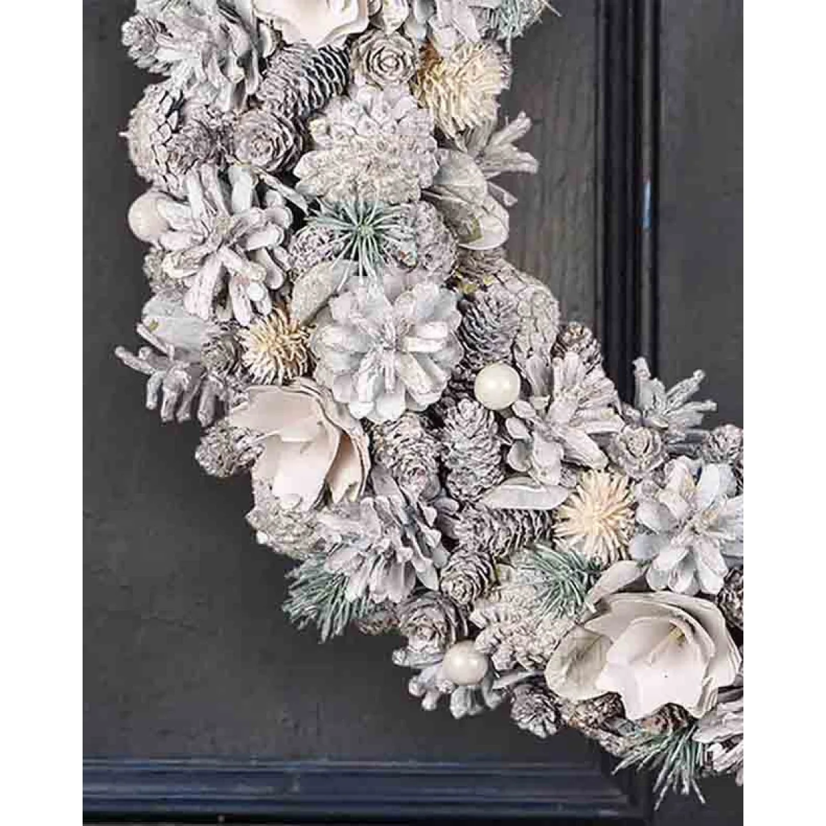 Personalised Morning Frost Wreath – image 2