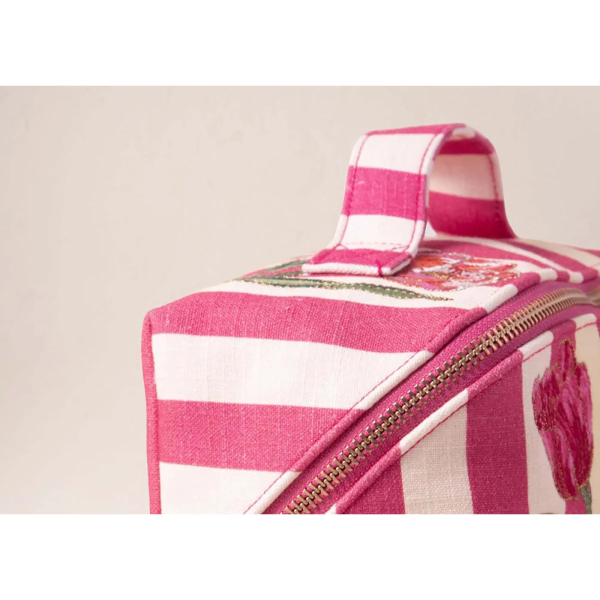 Elizabeth Scarlett Tulip Stripe Open Flat Makeup Bag – image 4