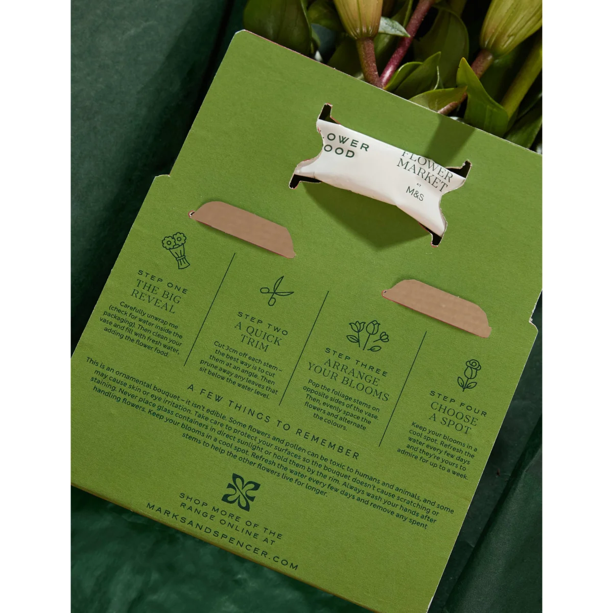 M&S Flower Market Pink Lily Letterbox Flowers – image 6
