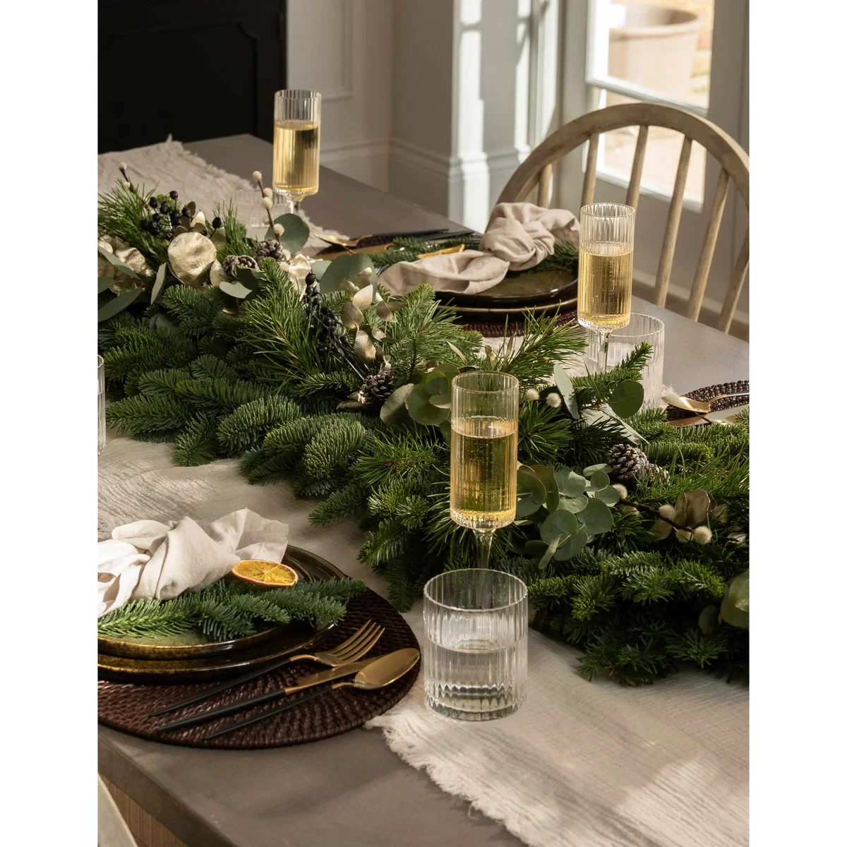 M&S Flower Market Real Festive Natural Garland – image 3