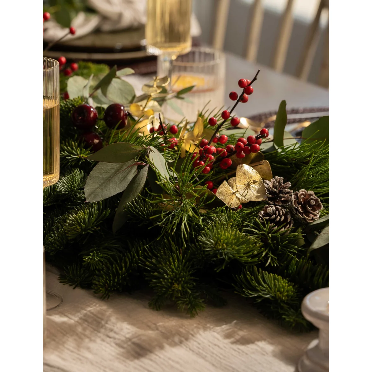 M&S Flower Market Real Festive Red Garland – image 3