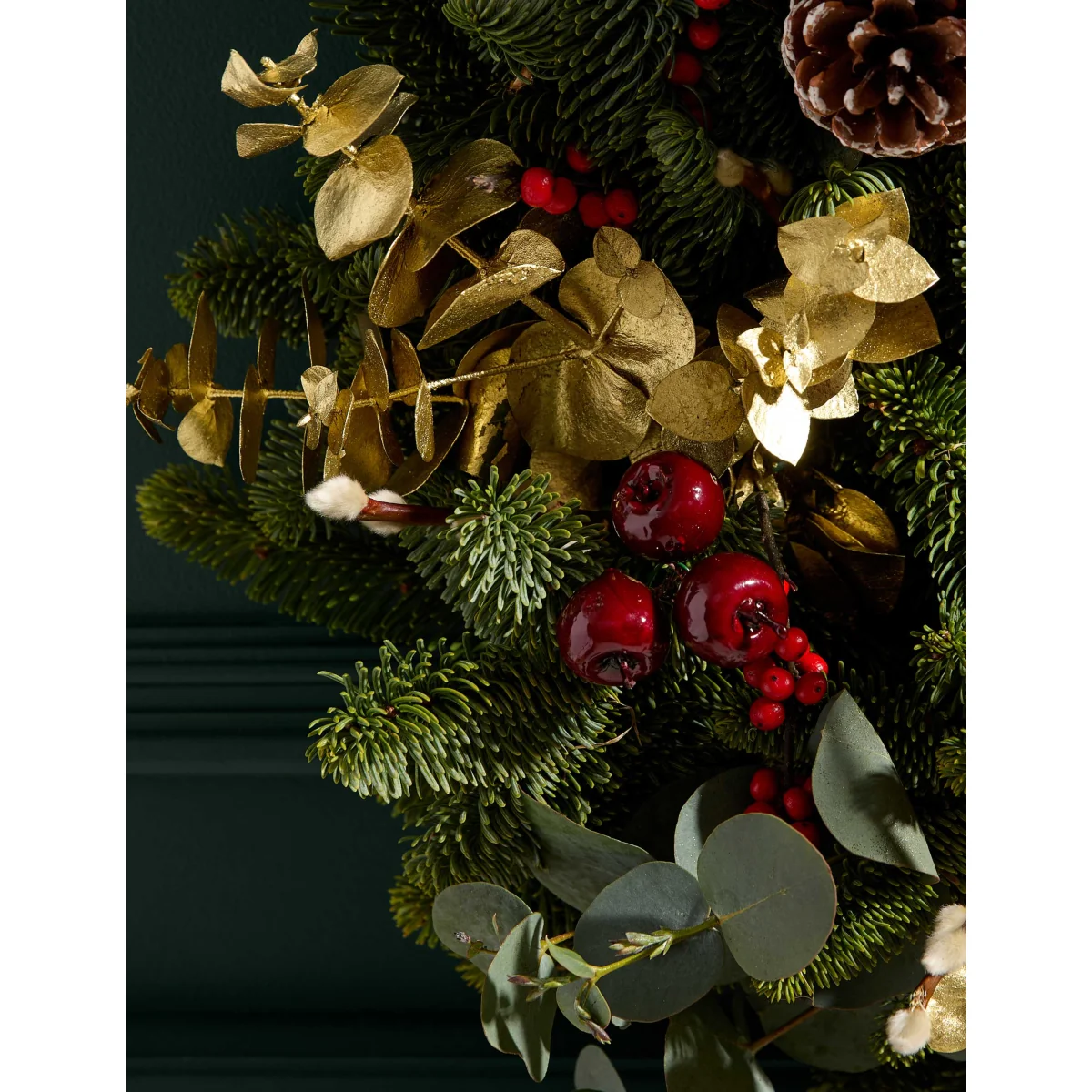 M&S Flower Market Festive Red Wreath – image 5