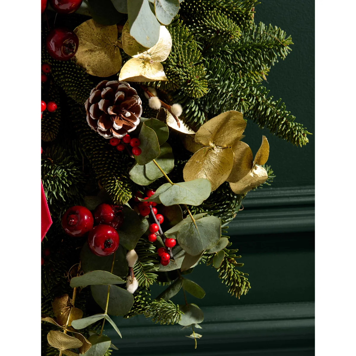 M&S Flower Market Festive Red Wreath – image 6