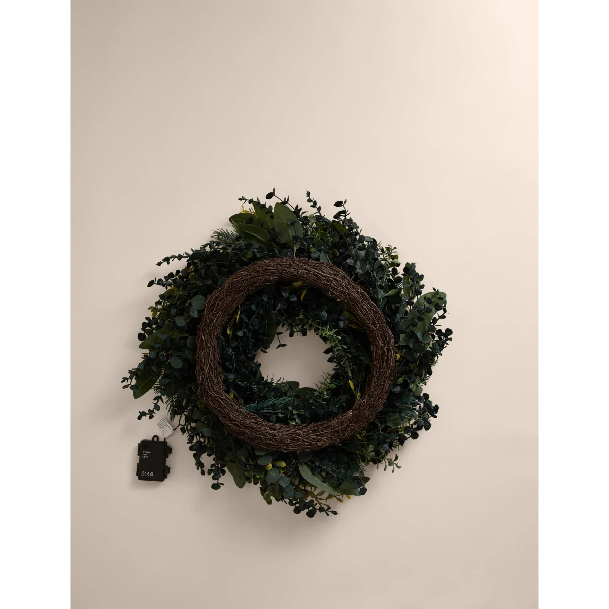 M&S Pre-Lit Green Pine Cone Wreath Green Mix – image 4