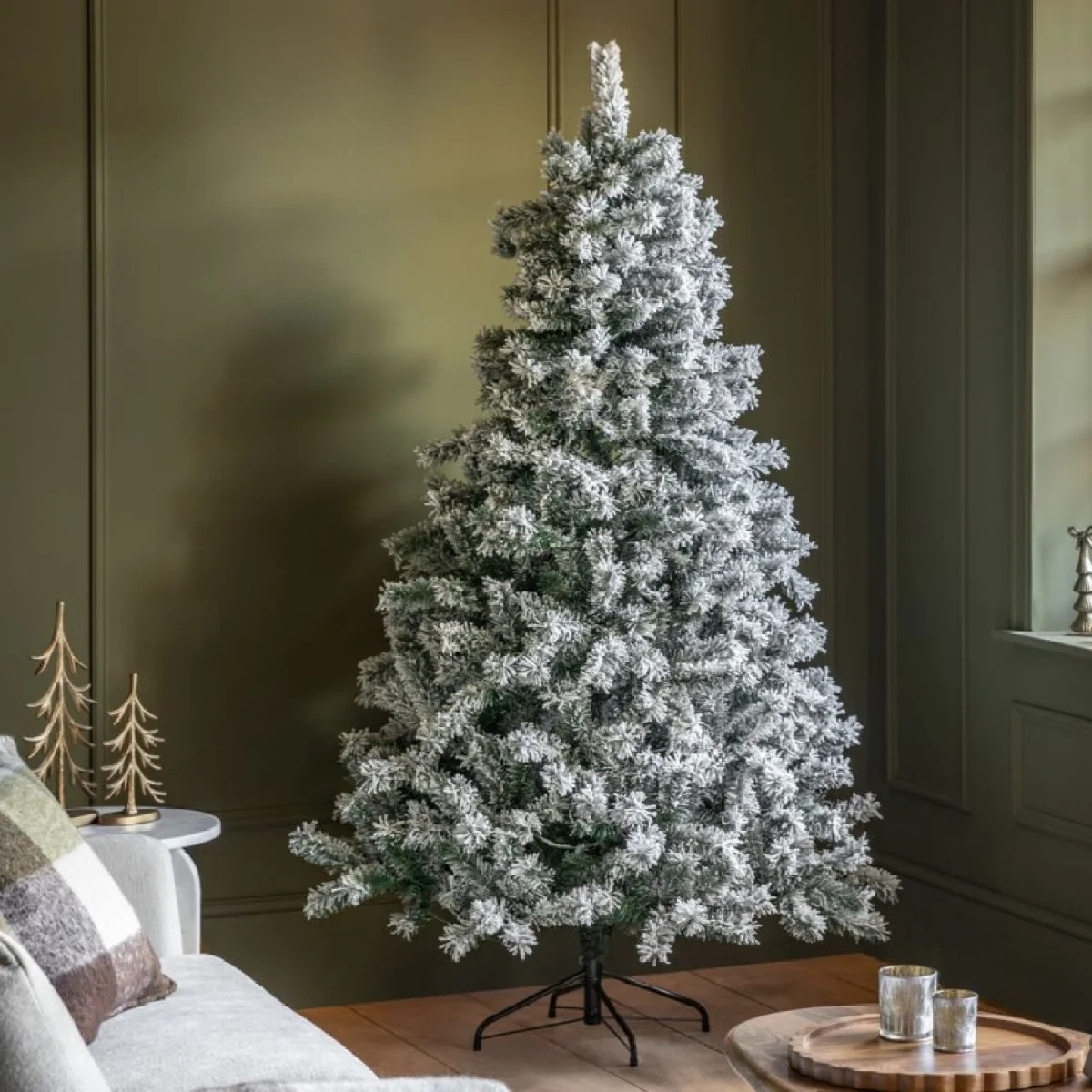 Nordic Woodland Pine Christmas Tree, 6 Foot – image 4