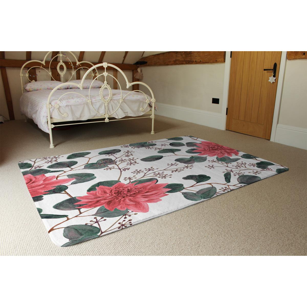 Red Flowers Green Leaves Rug - Red / 110cm – image 2