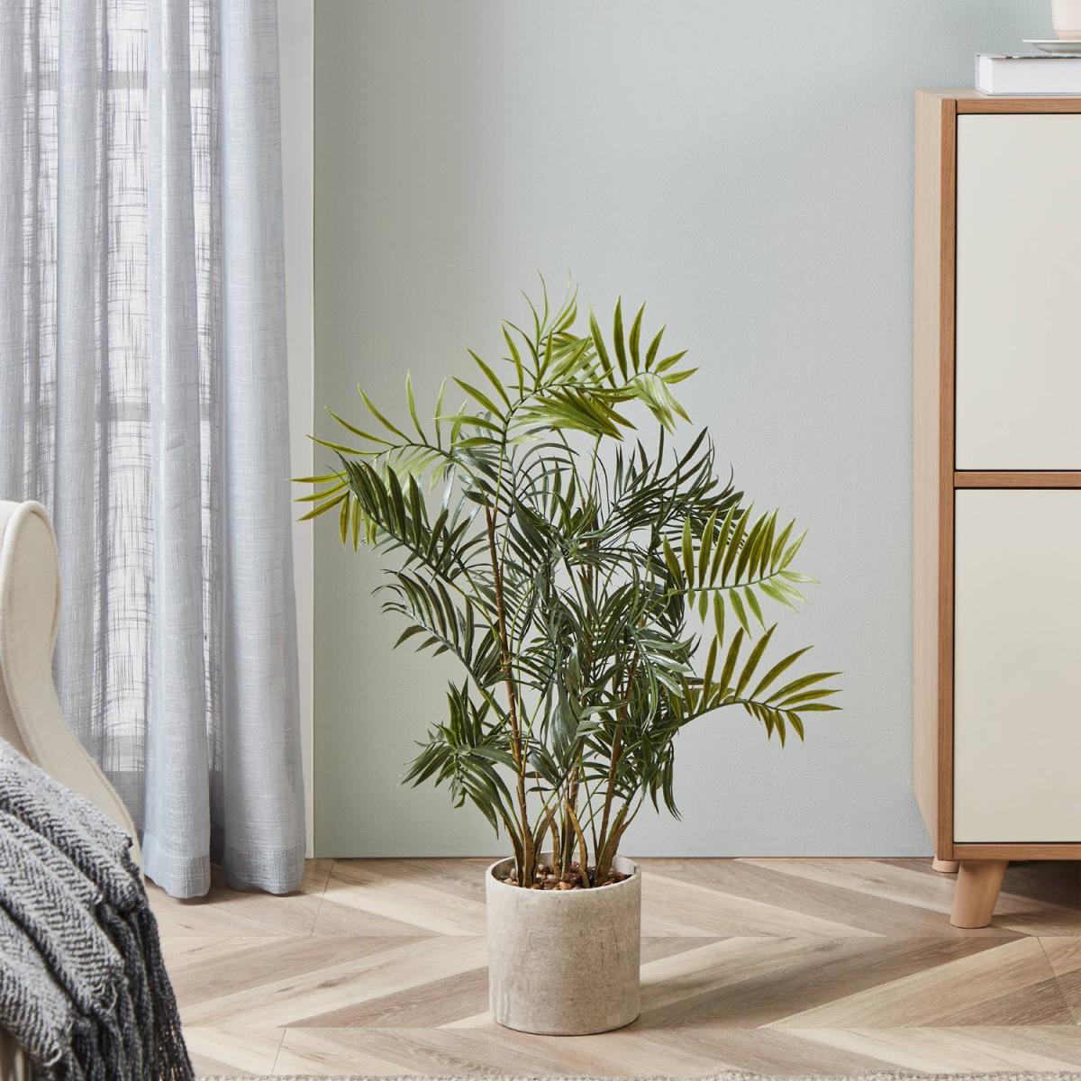 EGLO Tobetsu Artificial Palm Tree With Grey Plastic Pot - Green – image 2