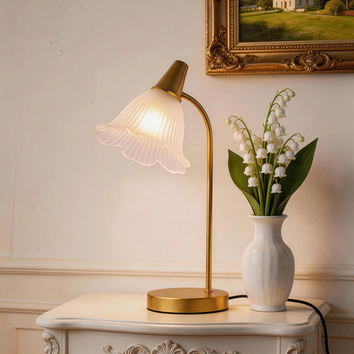 Chloe Flower Table Lamp - Gold – image 5