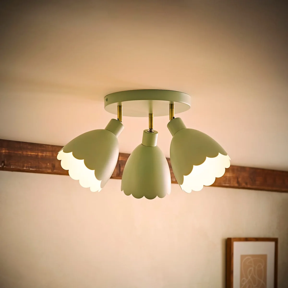 Millie Flower Scallop 3 Way Round Spotlight - Sage Green / 3 – image 4