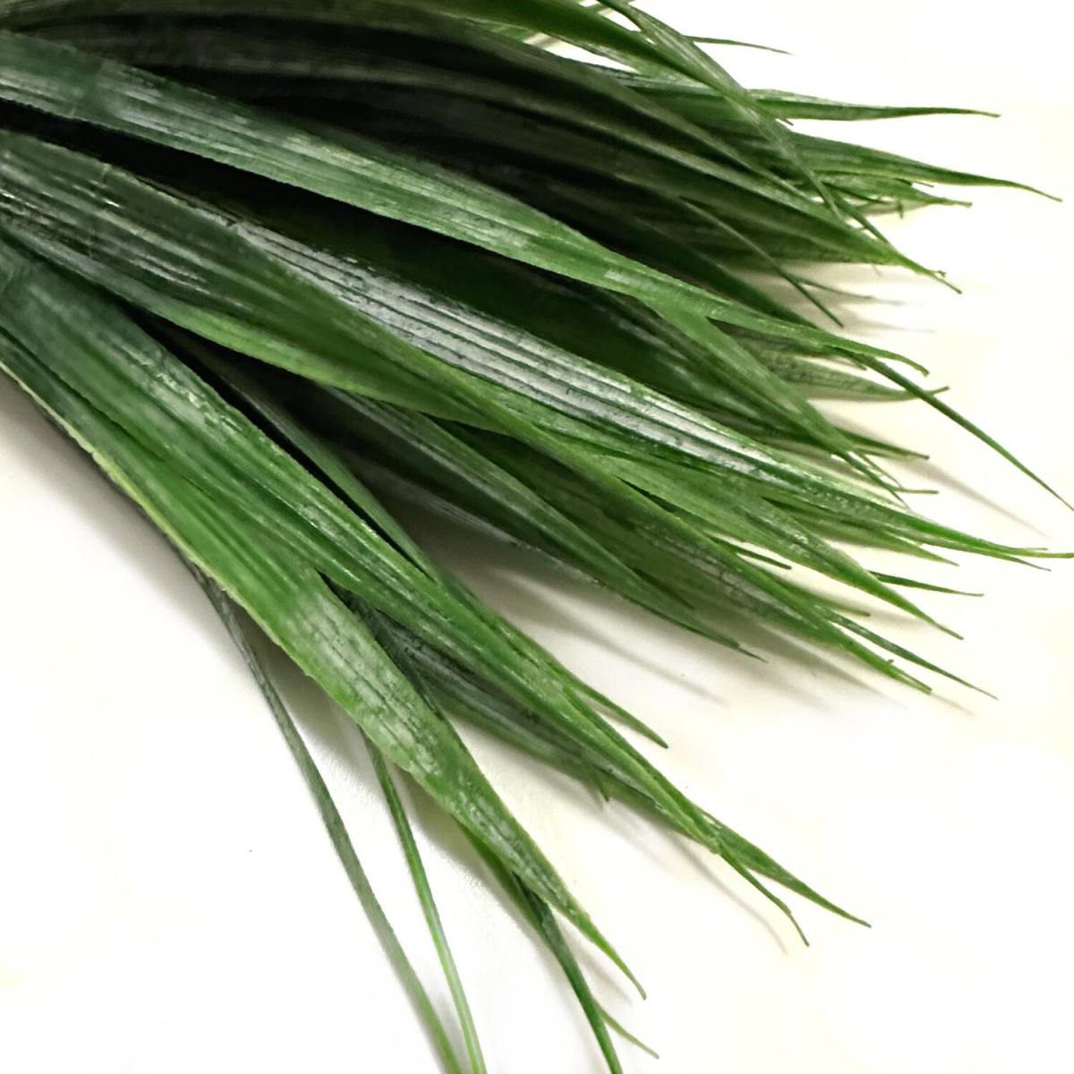 Artificial Sword Grass Plants - Green – image 5