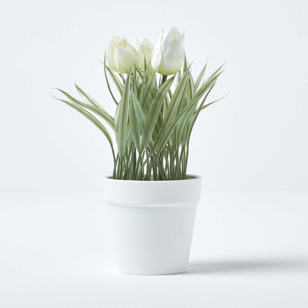 Homescapes White Artificial Tulips in White Decorative Pot, 22 cm Tall - White – image 1