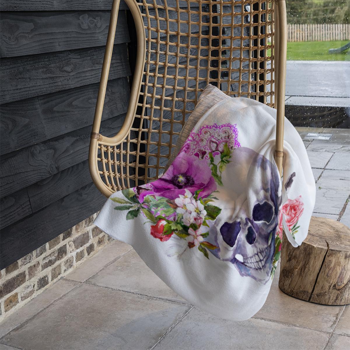 Human Skull With Flowers Blanket - Pink – image 1