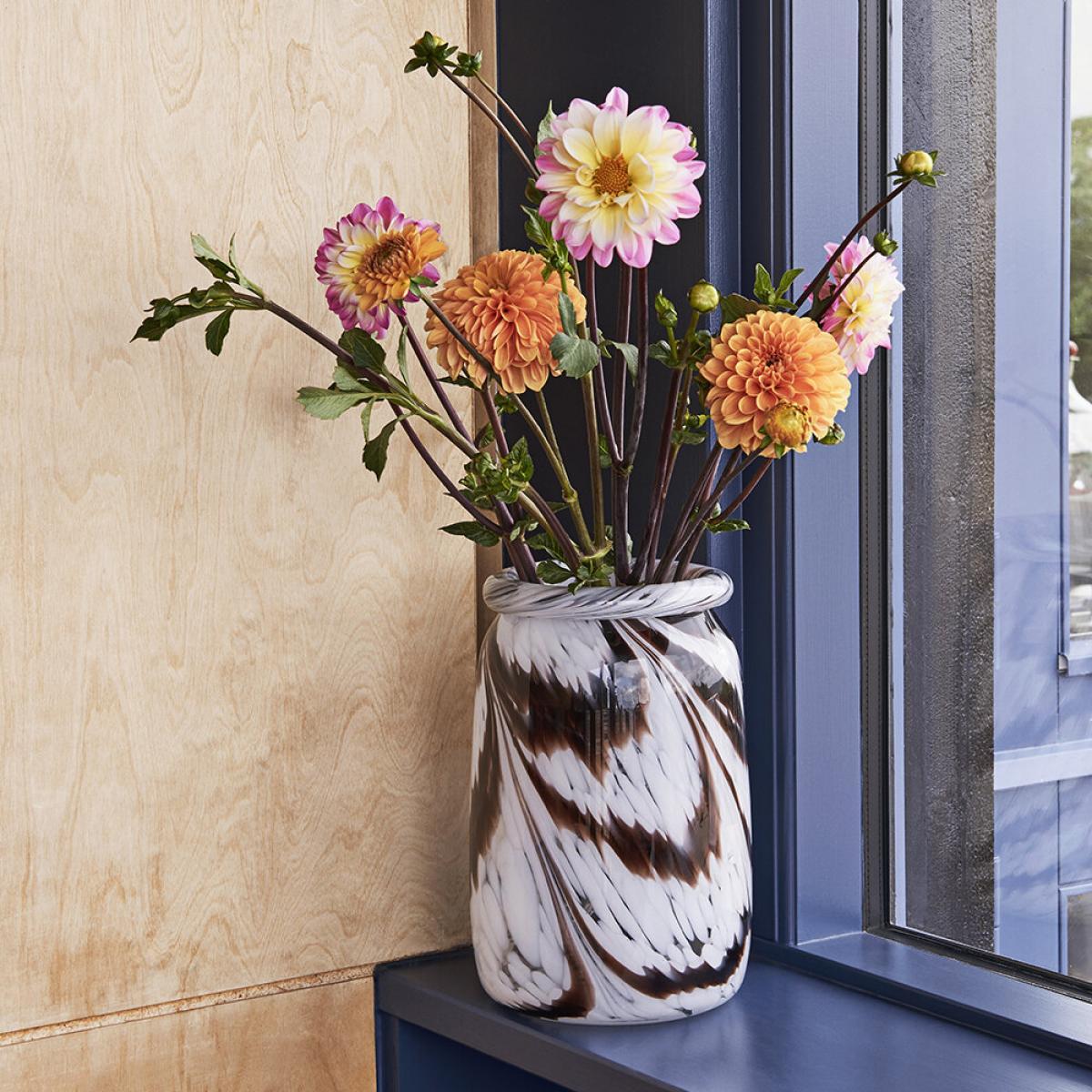 HAY - Splash Roll Neck Vase - Coffee – image 3