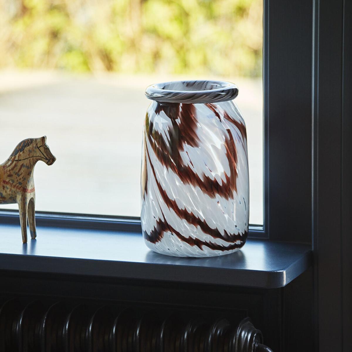 HAY - Splash Roll Neck Vase - Coffee – image 4