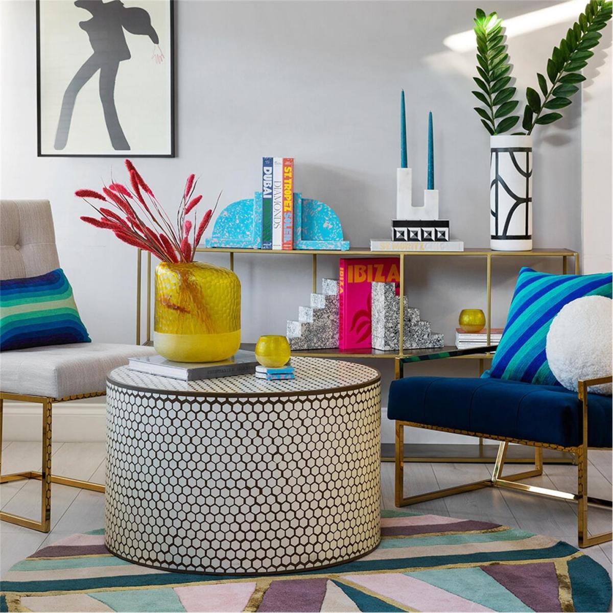 Textured Matt Glass Vase – image 8
