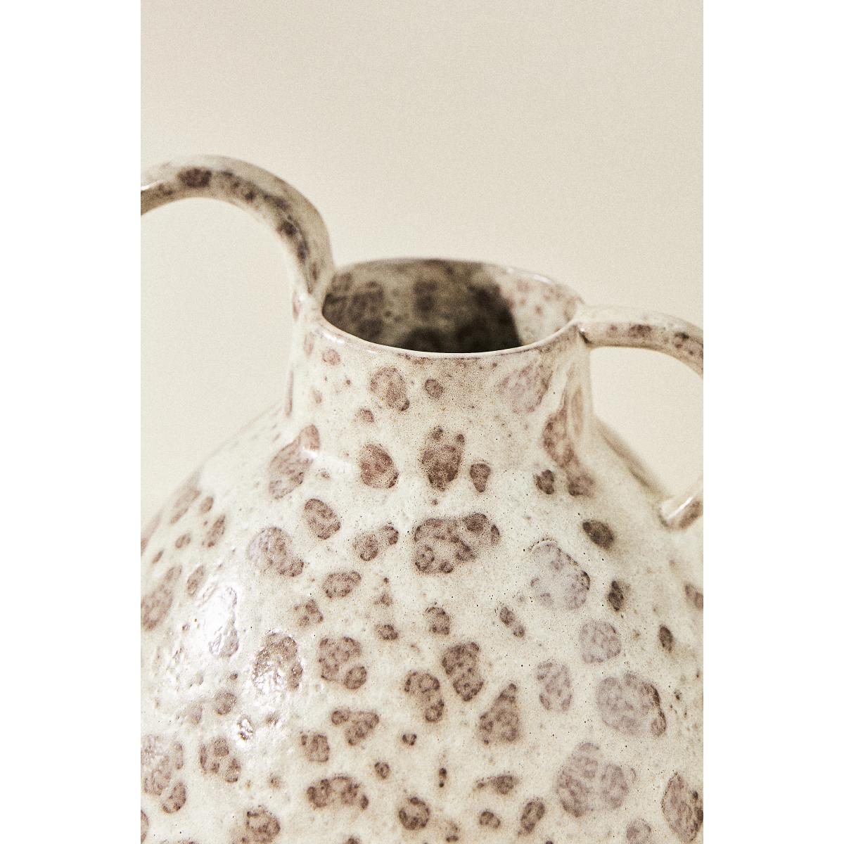 Textured Large Vase – image 12