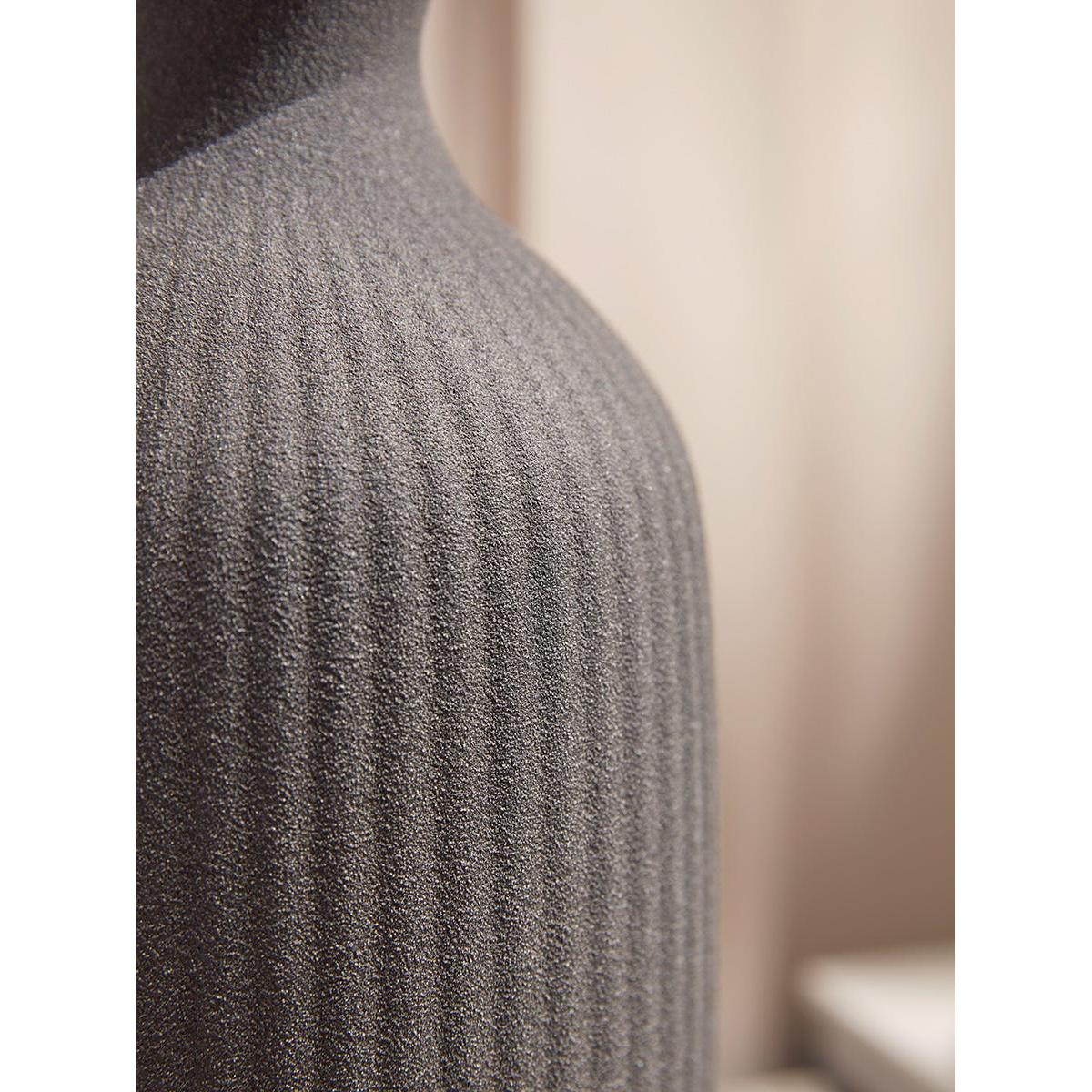 Black Lara Vase - Medium – image 3