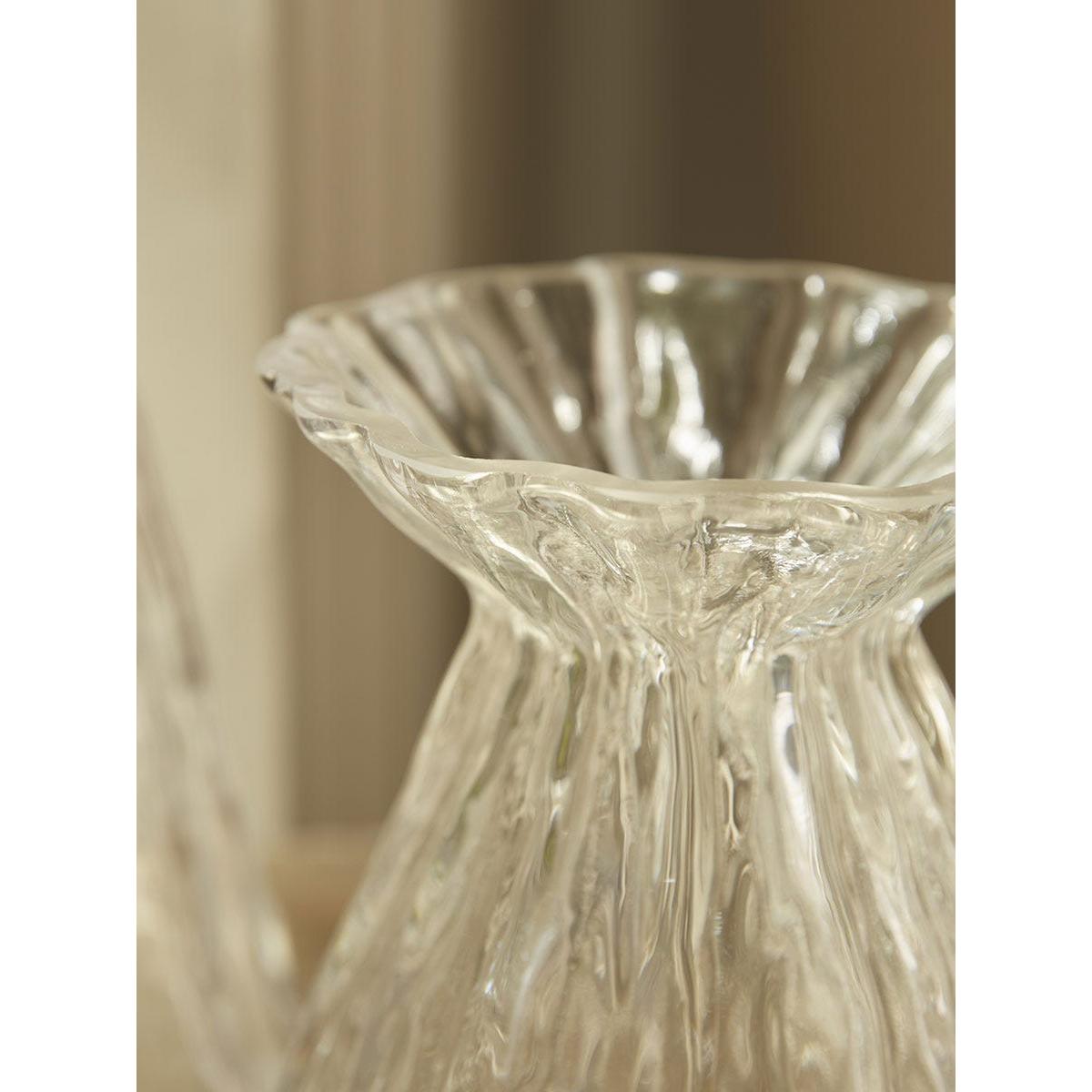Textured Petal Vase – image 3