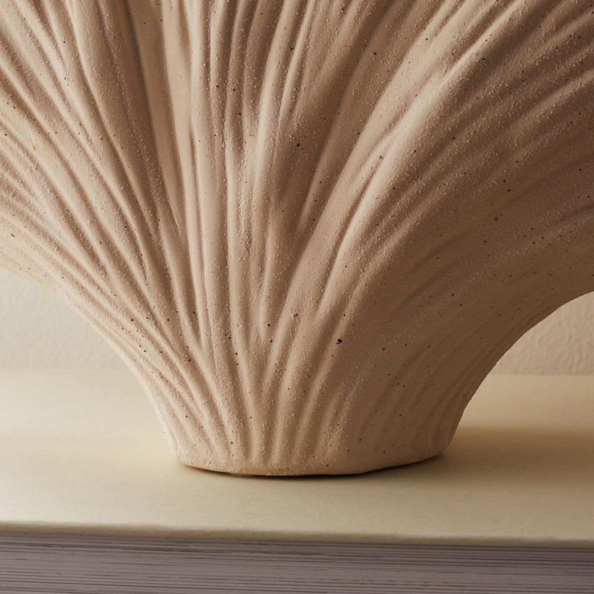 Gingko Shell Vase Cream 32cm Pink – image 3
