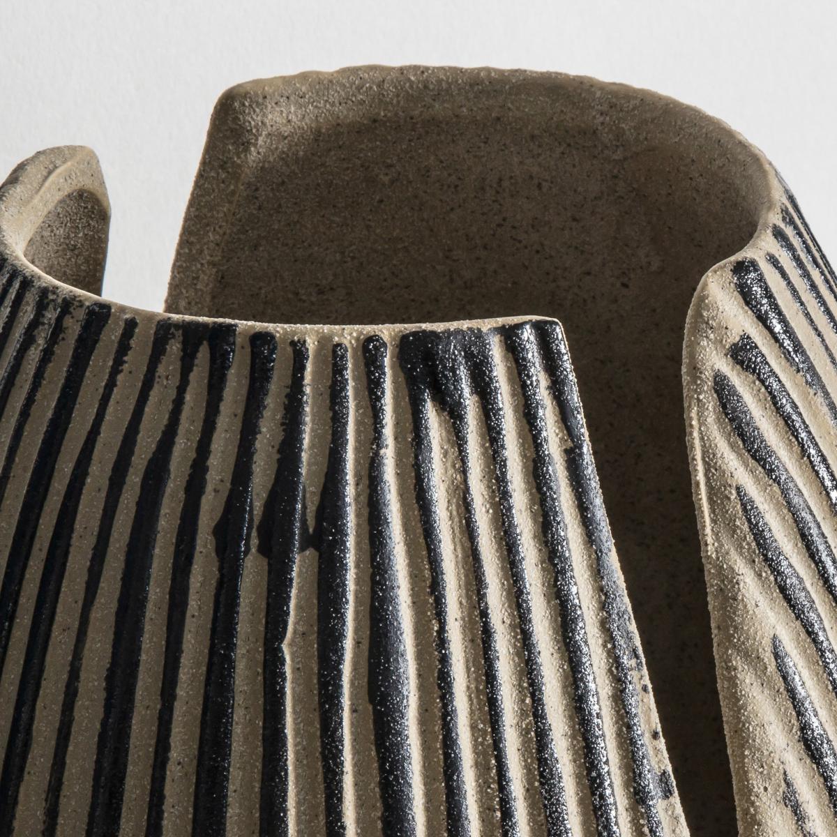Large Stripe Vase Natural – image 2