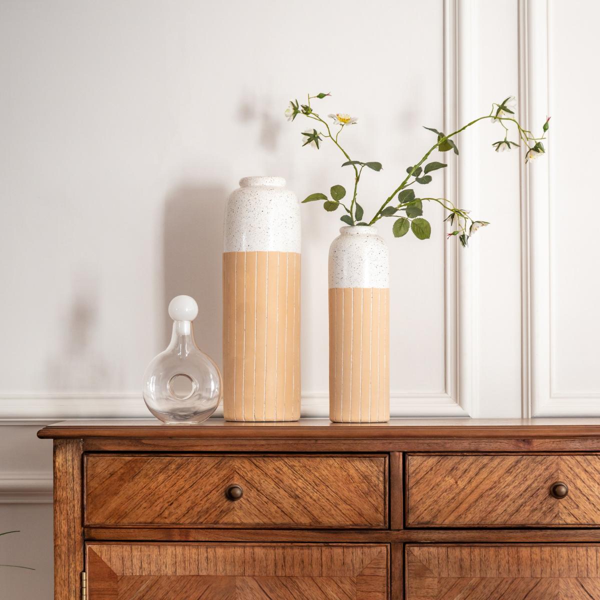 Ramsey Small Striped and Speckled Earthenware Vase White – image 2