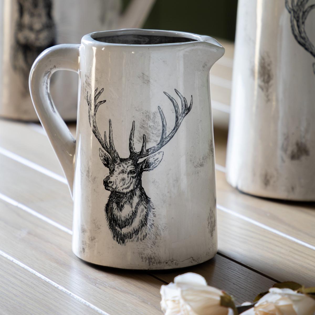 Stag Distressed Pitcher Vase White – image 1
