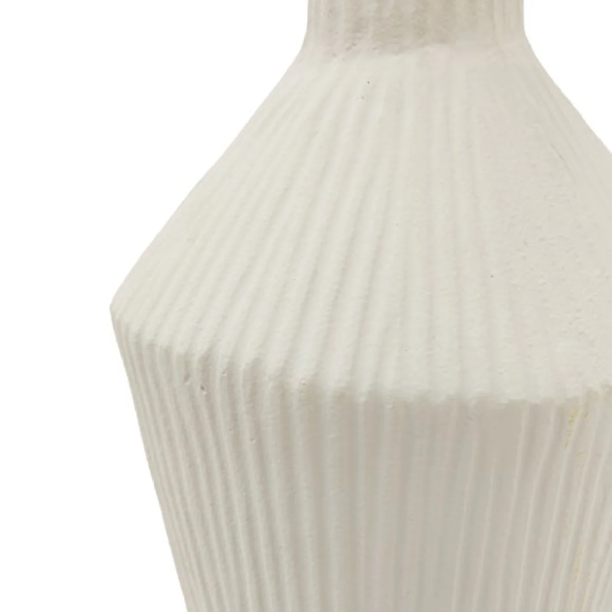 Cedar & Sage Zahara Ribbed Cast Aluminium Vase – image 3