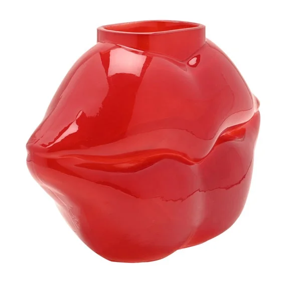 The Feel Good Club Lips Glass Vase – image 4