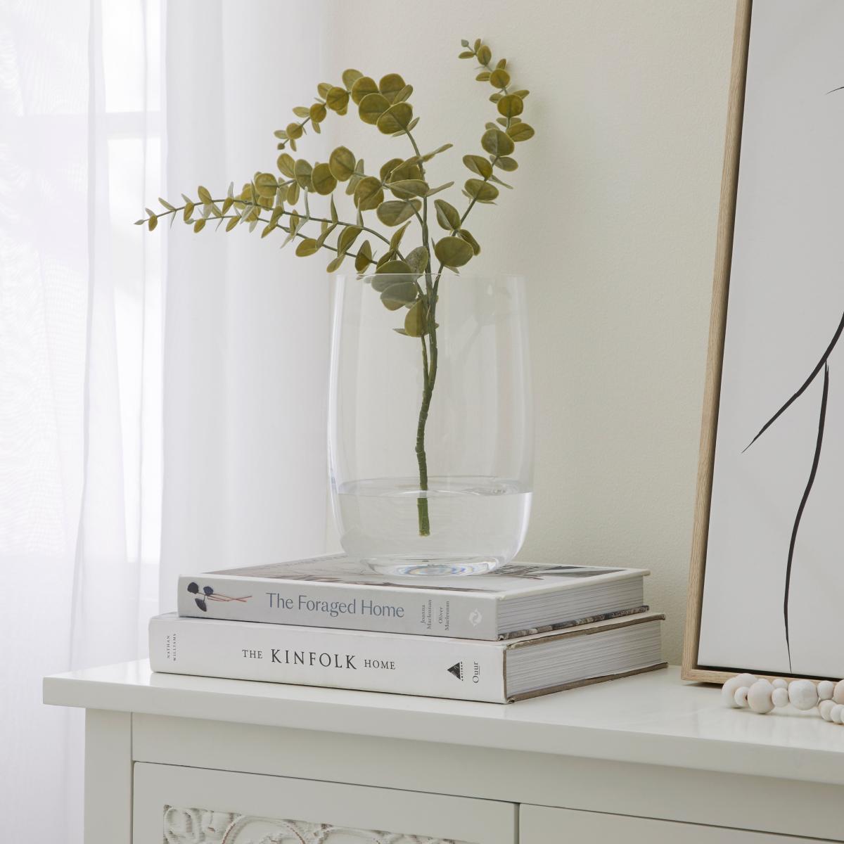 Rounded Corner Tank Vase Clear – image 1