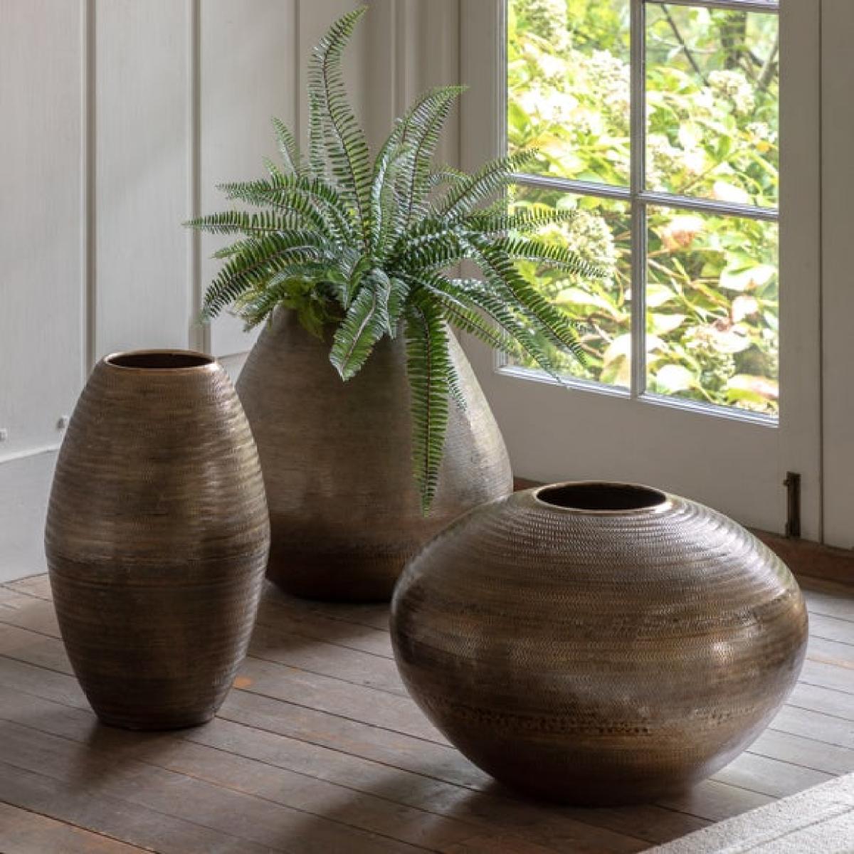 Cedar & Sage Chatai Artistic Aluminium Vase – image 5