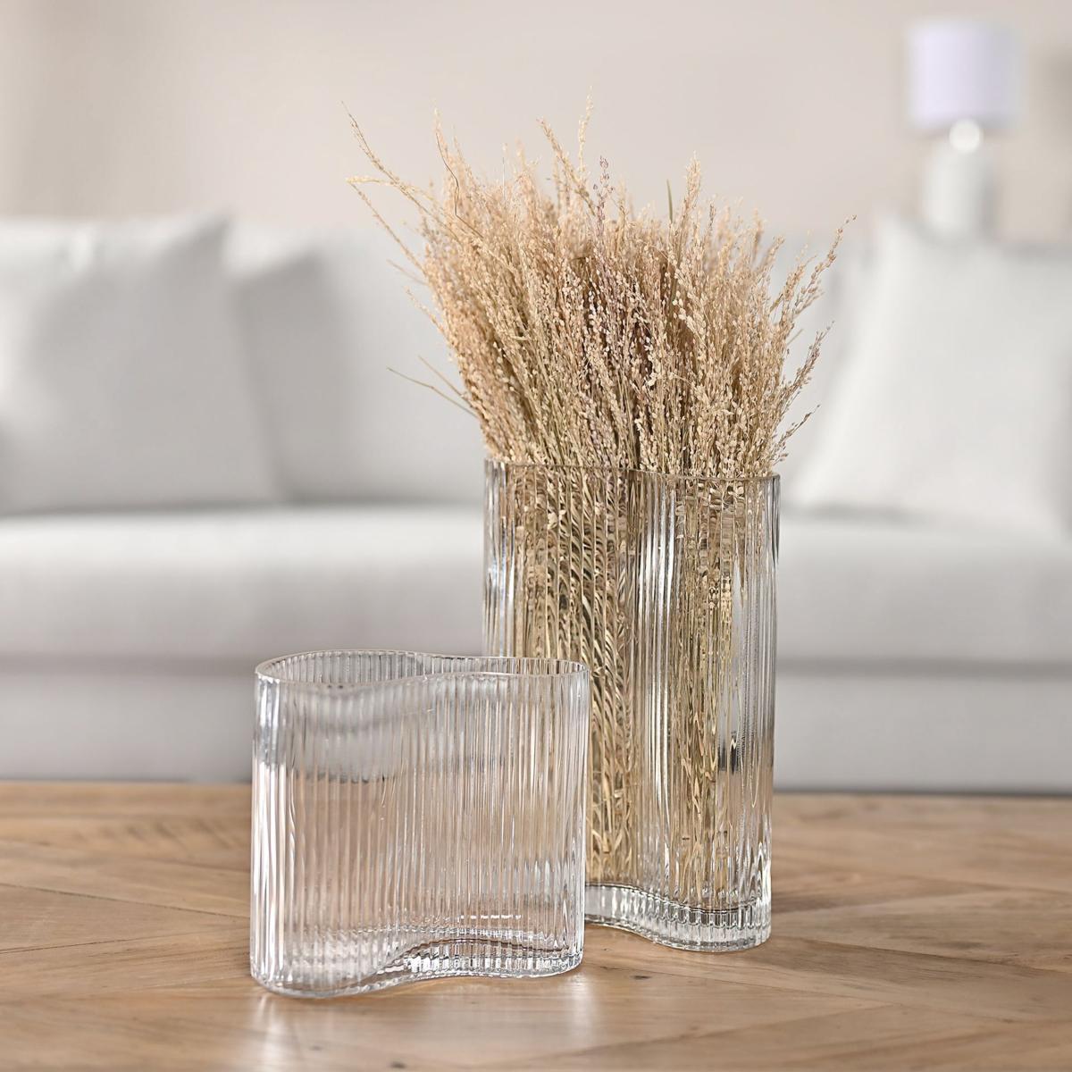 Hestia Ribbed Glass Vase – image 2