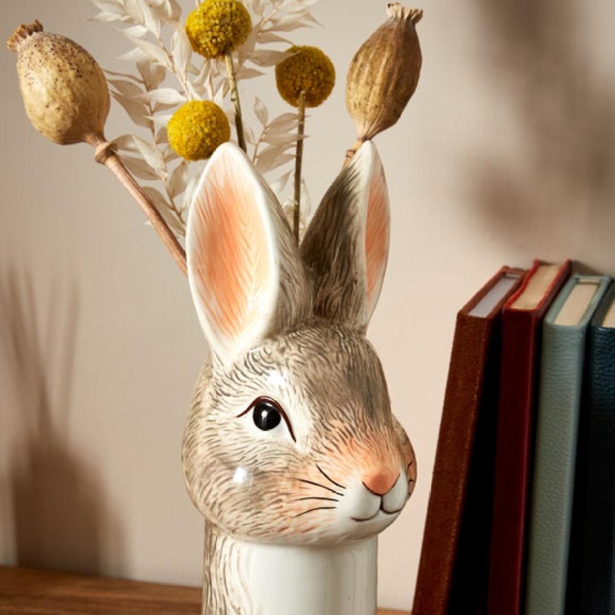 Hare Vase – image 2