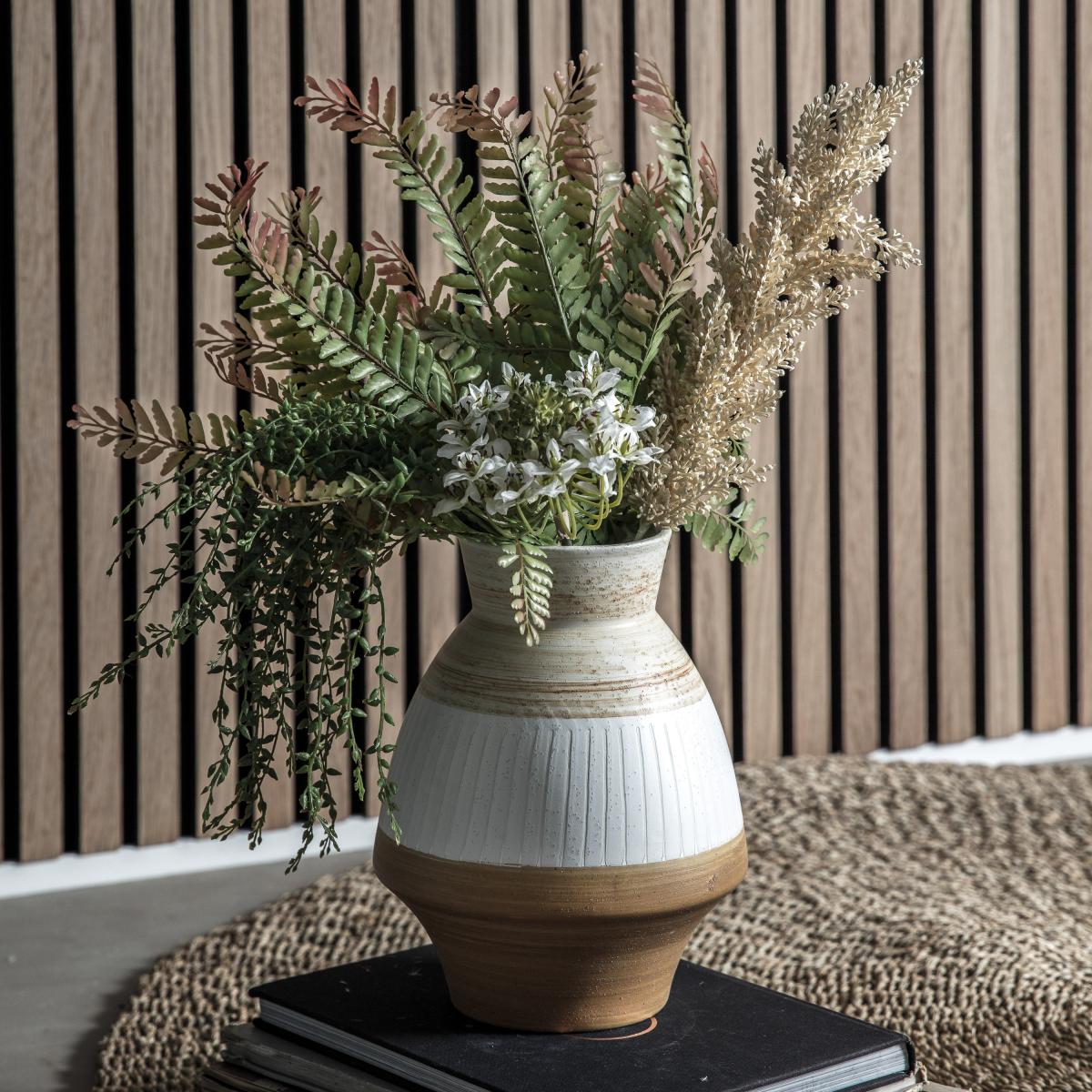 Eastling White Urn Small White – image 1