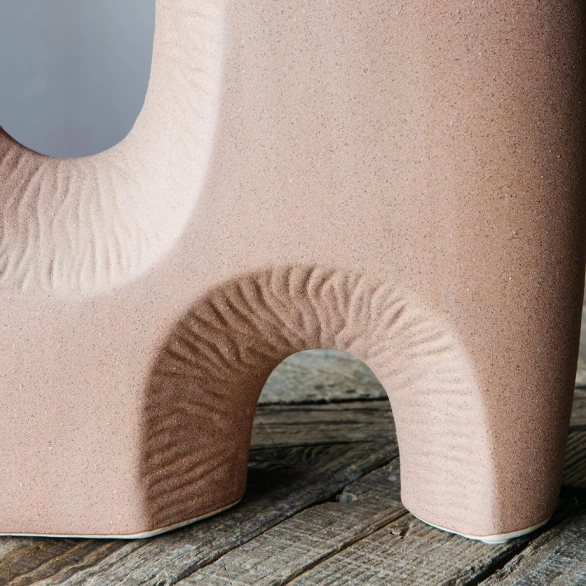 Terracotta Abstract Twin Vase – image 5