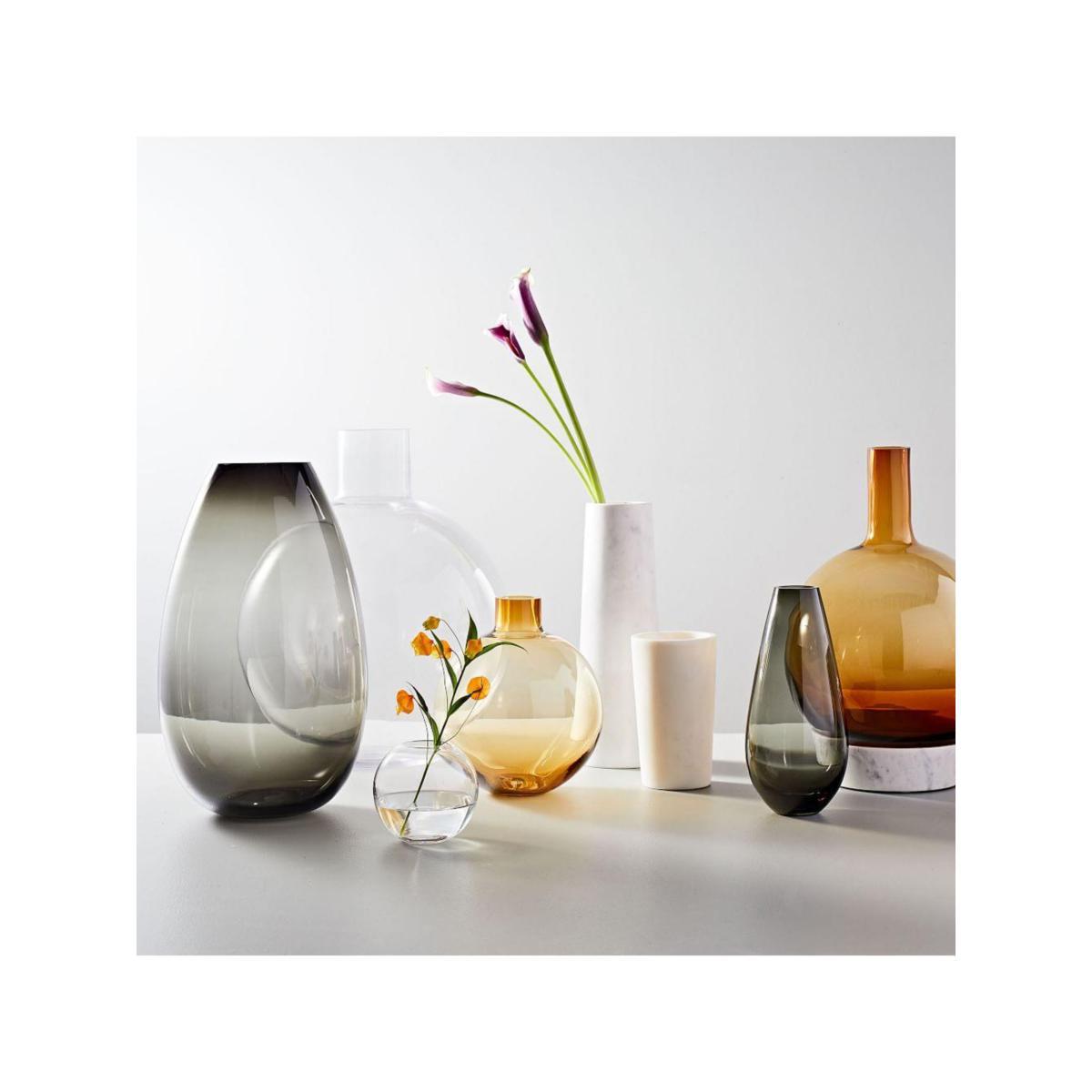 west elm Foundations Small Glass Vase, H23cm, Clear – image 2