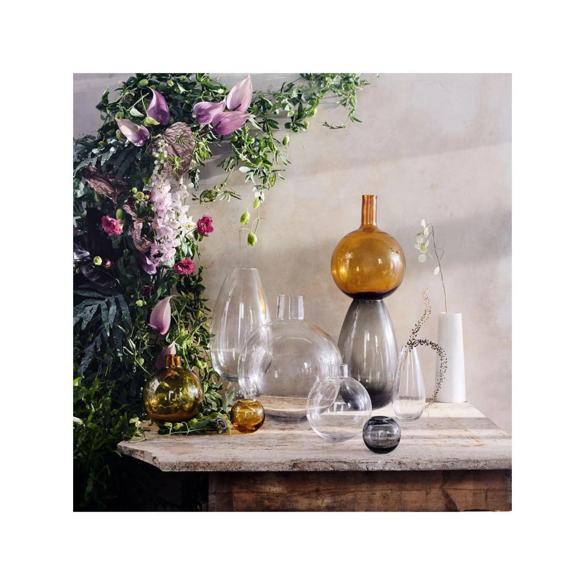 west elm Foundations Small Glass Vase, H23cm, Clear – image 6
